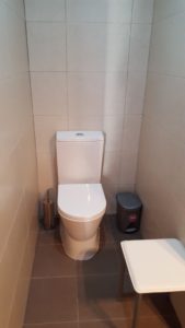 vista2-baño-apartamento-valencia